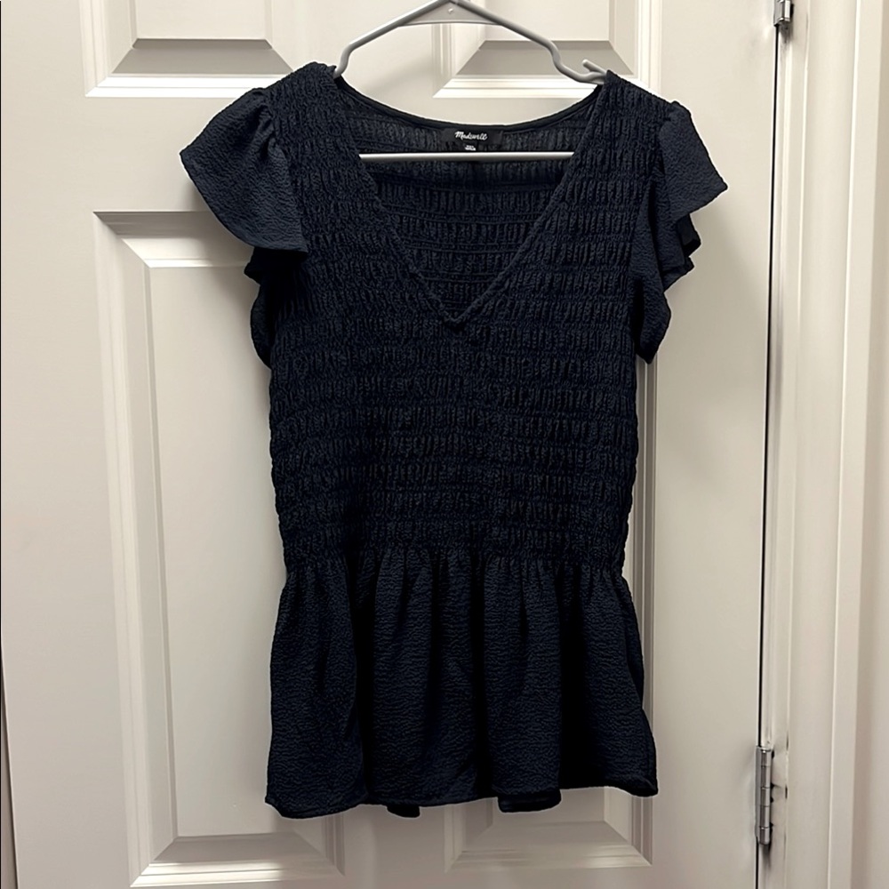 NWOT MADEWELL V-Neck Flutter-Sleeve Smocked Top in Textured Chiffon